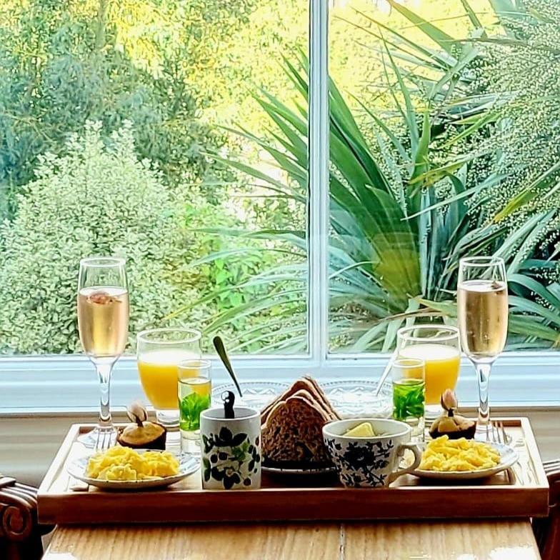 West Hill Retreat Edwardian Balcony Ensuite With Room Served Breakfast & Free Parking Hastings Exterior foto